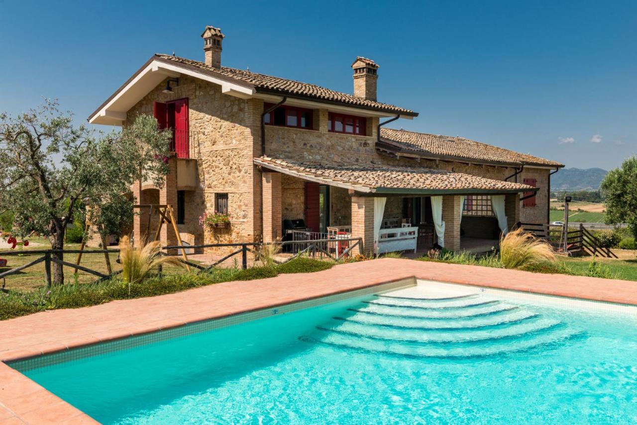 Bed and Breakfast Il Barbagianni Montepescali Exteriér fotografie