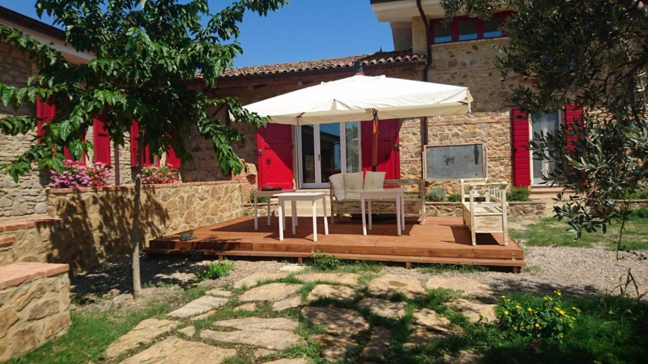 Bed and Breakfast Il Barbagianni Montepescali Exteriér fotografie